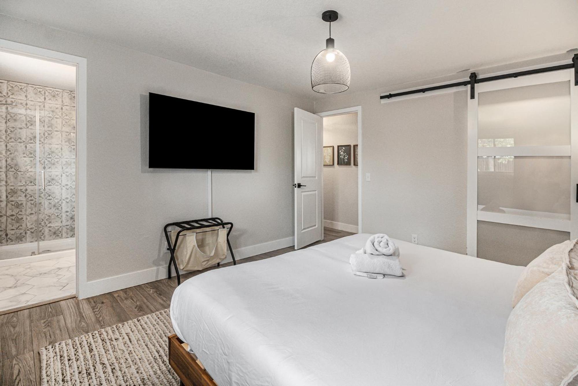 Heights Hideaway - Great Location - Game And Movie Room Westminster Luaran gambar